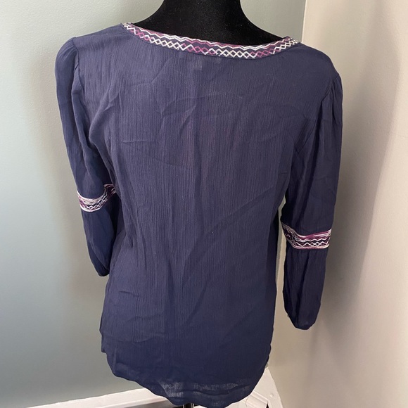 Skies Are Blue Elettra Embroidered Top Small - Picture 10 of 16